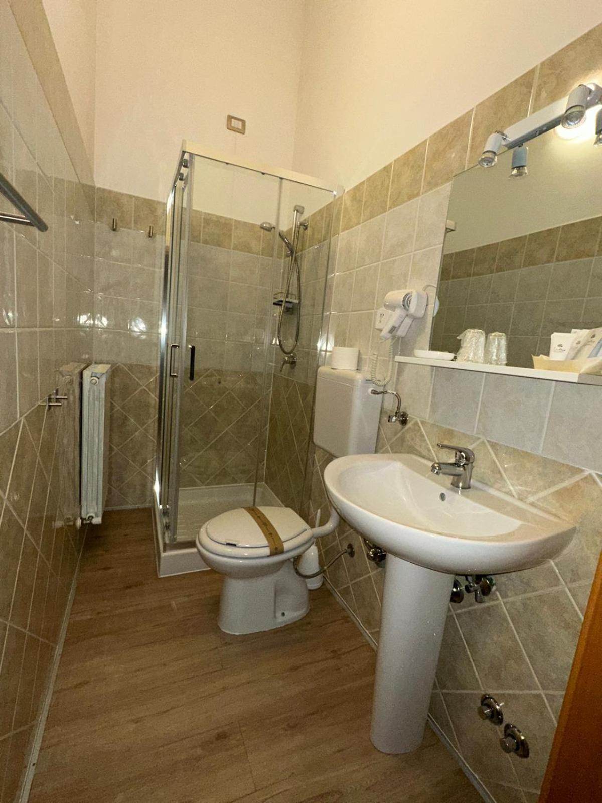 B&B Palazzo Sassatelli Cascia Luaran gambar