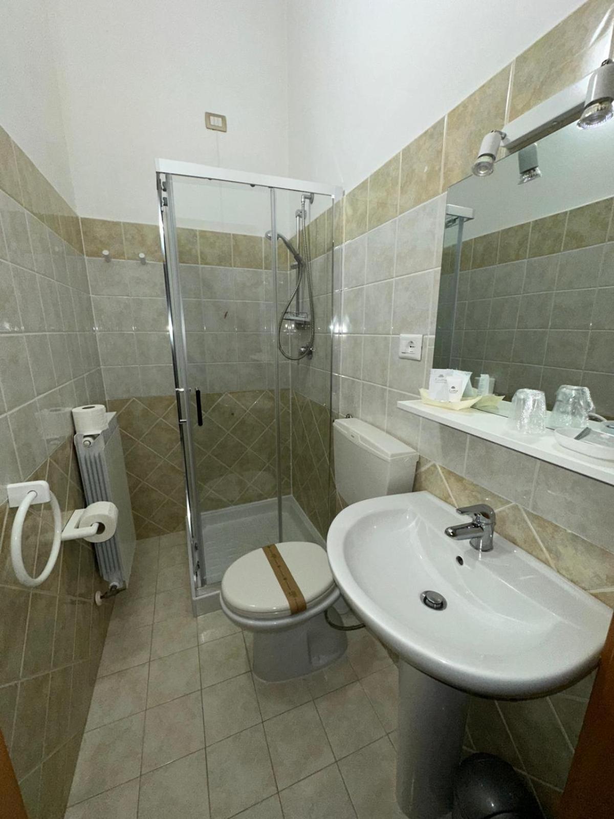 B&B Palazzo Sassatelli Cascia Luaran gambar