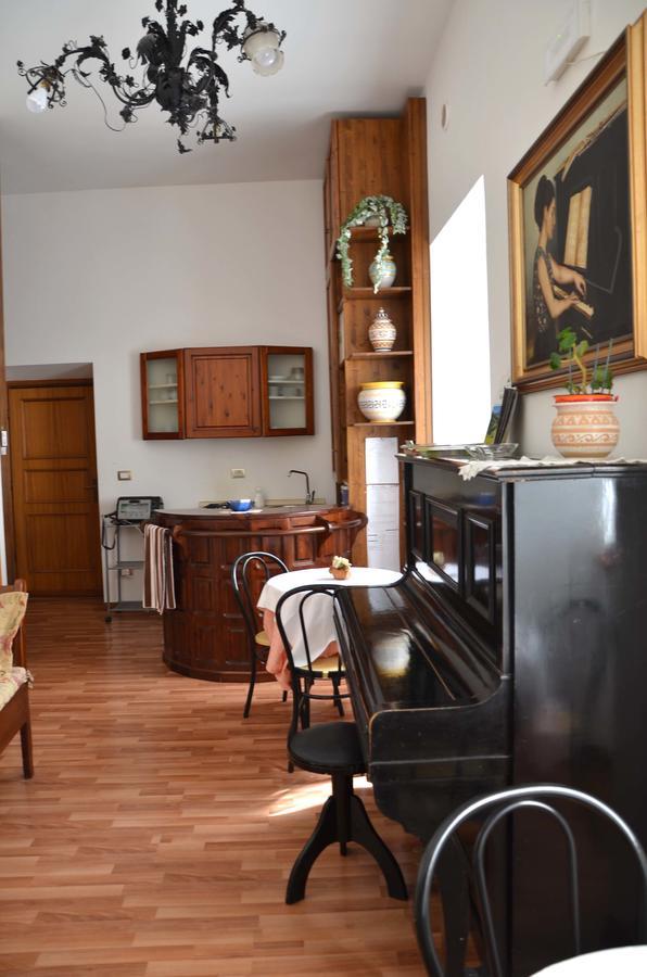 B&B Palazzo Sassatelli Cascia Luaran gambar